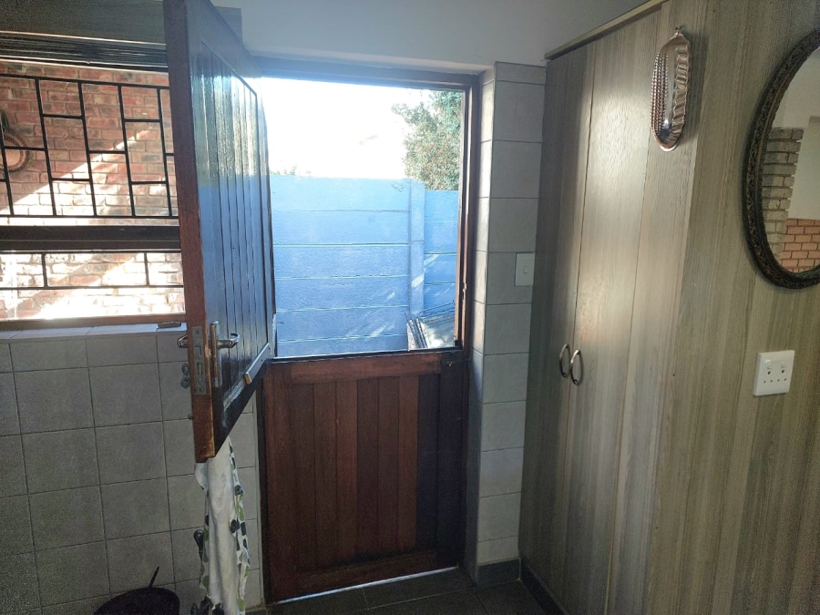 4 Bedroom Property for Sale in Heiderand Western Cape